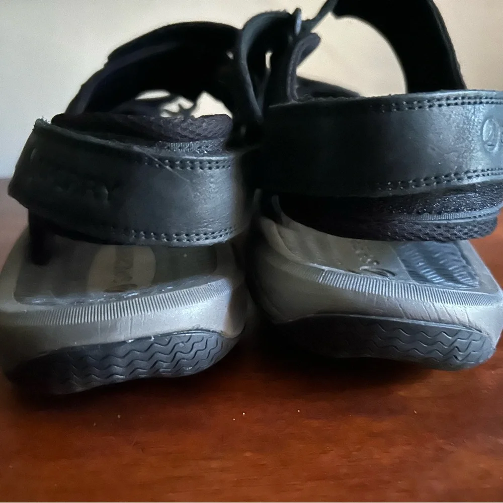 Sperry Livingston Men’s Sandals